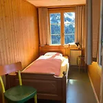 アパート An Ruhiger Lage Mit Schoener Bergsicht By Interhome *