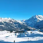 An Ruhiger Lage Mit Schoener Bergsicht By Interhome Lejlighed *