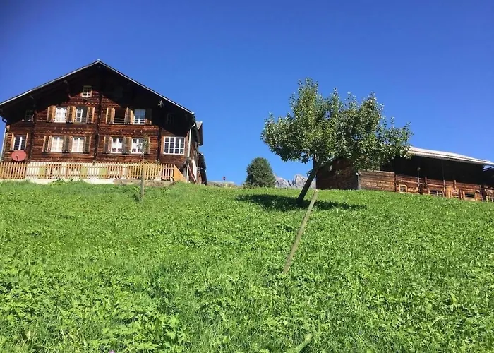 An Ruhiger Lage Mit Schoener Bergsicht By Interhome Apartament *